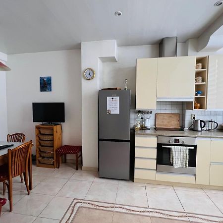 La Gare Apartment Várna Kültér fotó