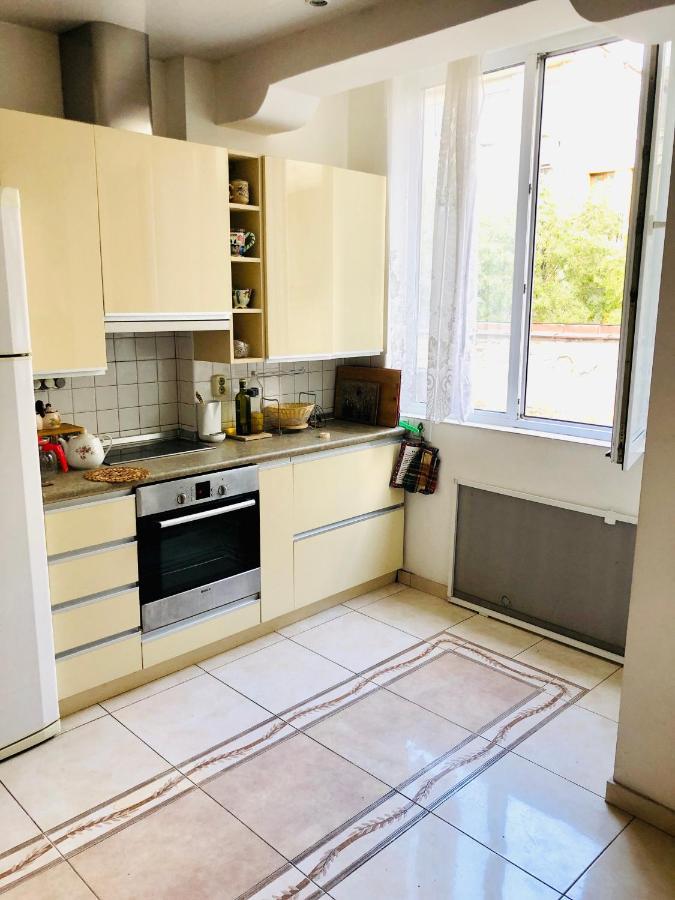 La Gare Apartment Várna Kültér fotó